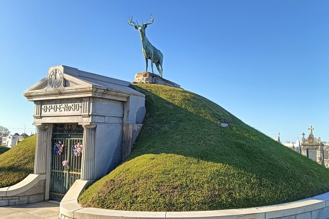 5 Cemeteries of New Orleans - Anne Rice's & other famous graves - Who should book this tour (and who might not)