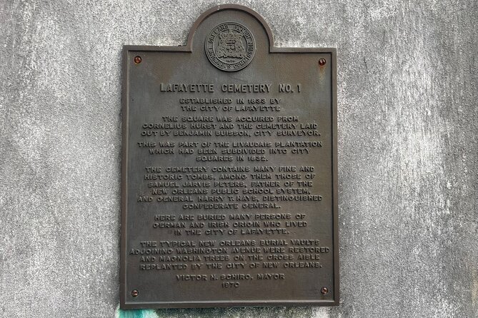Adults-Only Garden District Cemetery Anne Rice True Crime Tour - Livaudais Hall and the American Sector: family history you can see