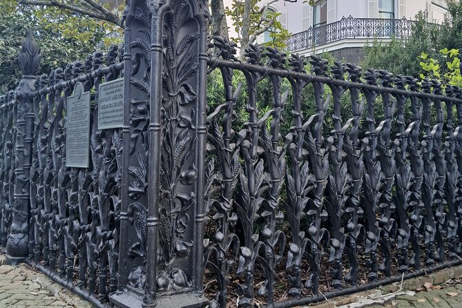 Adults-Only Garden District Cemetery Anne Rice True Crime Tour - Garden District Book Shop: Anne Rice fandom with real browsing time