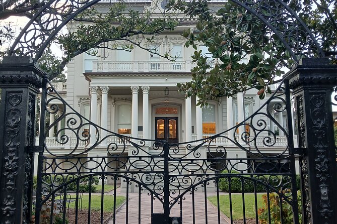 Adults-Only Garden District Cemetery Anne Rice True Crime Tour - Women’s Guild Home: opera history in a quiet corner