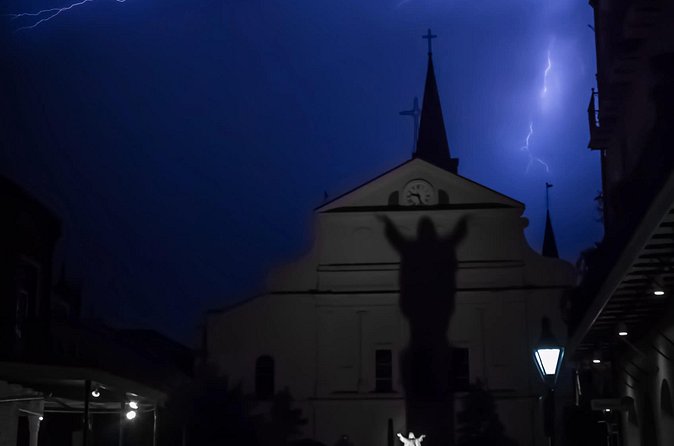 Audio Guided Historical Ghost Bus Tour of New Orleans - Stops Can Vary in How Much You See