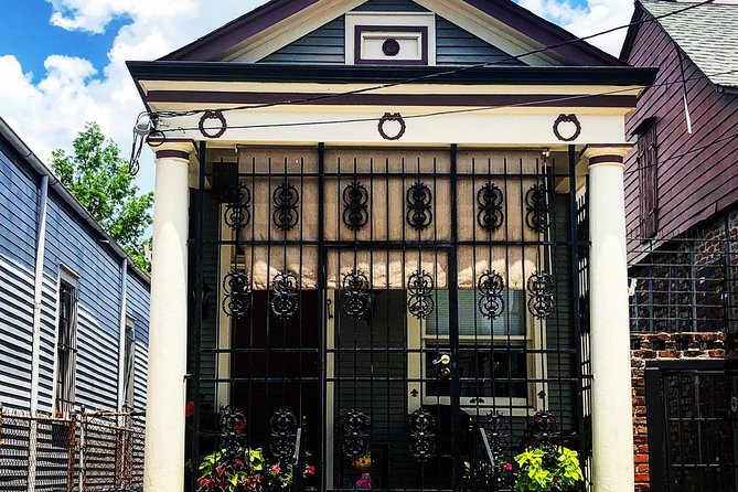 Creole Architecture of the Marigny Tour - How the Guides Change the Experience (Kelsey, Karen, Guy)