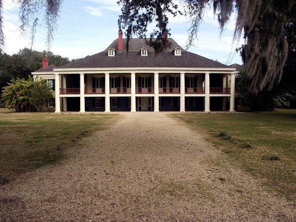 Destrehan Plantation and Large Airboat Tour from New Orleans - Key points before you go