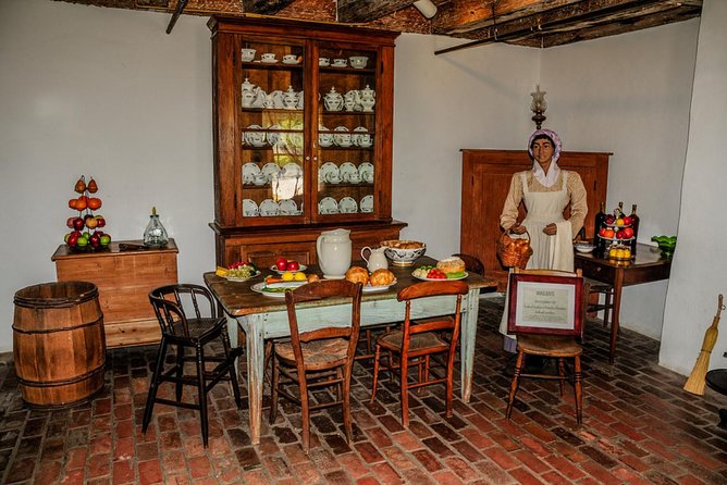 Destrehan Plantation and Large Airboat Tour from New Orleans - Who should book this combo tour