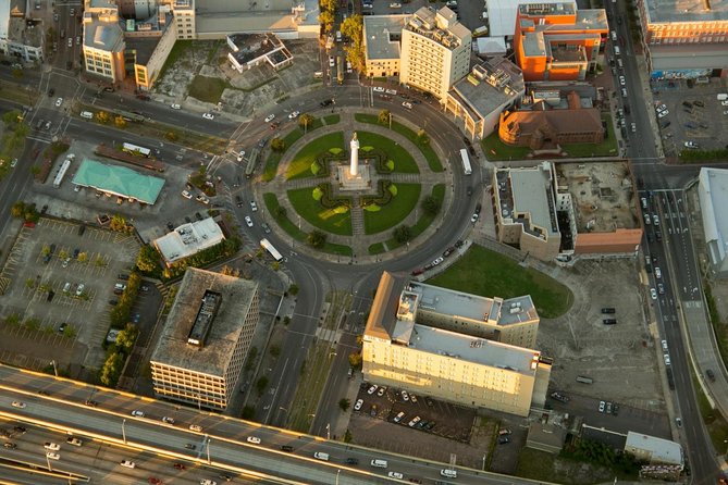 Fly a Plane in New Orleans: No Experience or License Required - Comfort and Practical Limits: Small Aircraft Means Small Rules