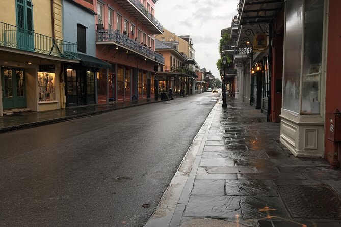 French Quarter History and Landmark Waking Tour - French Market and Café du Monde: big landmarks that feel lived-in