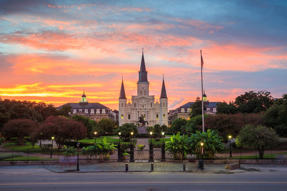 French Quarter History: Walking Tour - St Louis Cathedral and the easiest way to understand the Quarter’s look