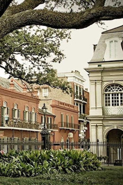 French Quarter History: Walking Tour - Beyond the postcard: jazz, Mardi Gras, and legalized prostitution