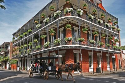 French Quarter Tour With Breakfast Included - French heritage lessons: the Creole vs Cajun payoff