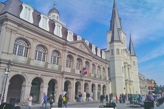French Quarter Walking Tour in New Orleans - Jackson Square: The Stories That Put the Pieces Together