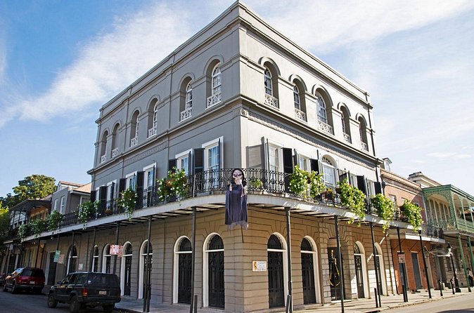 French Quarter Walking Tour in New Orleans - Guide Quality: The Difference Between a Fun Walk and a Forgettable One