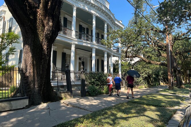 Garden District Architecture Walking Tour in New Orleans - Garden District Mansions: More Than Pretty Facades