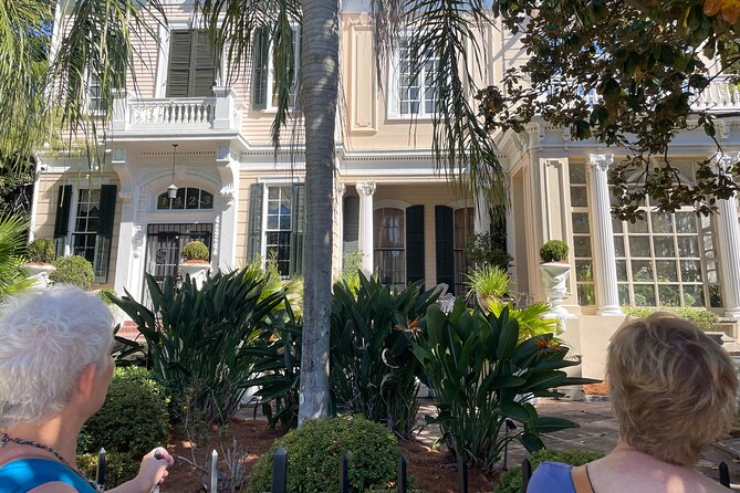 Garden District Tour: Extra-Small Group of Nine or Less - What you actually get from the guide beyond the photos
