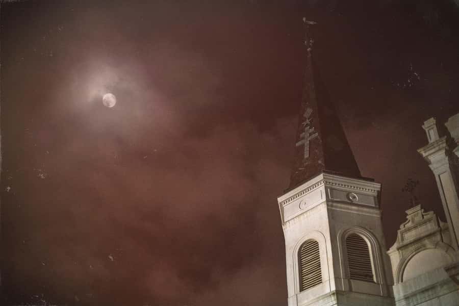 Ghosts, Gods, & Gangsters - NOLA's Dark Psychology Tour - Key Highlights You’ll Care About