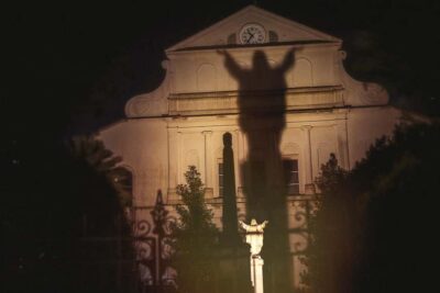 Ghosts, Gods, & Gangsters - NOLA's Dark Psychology Tour - Meeting in Dutch Alley: The Quiet Start That Sets the Tone