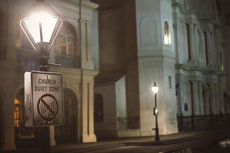 Ghosts, Gods, & Gangsters - NOLA's Dark Psychology Tour - LaLaurie and the Haunting That People Still Can’t Let Go Of