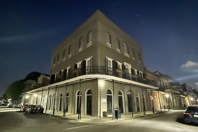 Ghosts of New Orleans: Self-Guided Haunted Audio Walking Tour - Getting around: how the WalknTours app keeps you on track