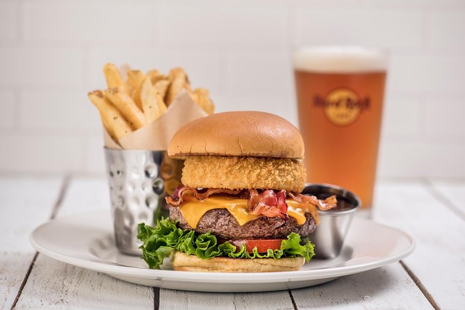 Hard Rock Cafe New Orleans - Acoustic vs Electric: how the menus work (and where they get restrictive)