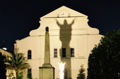 Haunted French Quarter Walking Tour in New Orleans - Meeting at 823 Decatur and ending near Jackson Square