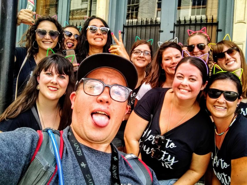 Louisiana: Adults-Only Small-Group Ghost & Vampire Tour - The guide experience: what to look for once you meet them