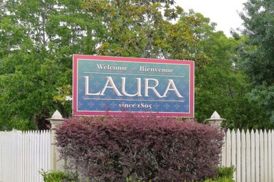 N’awlins Luxury: Laura Plantation Tour w/Transportation - Getting to Plantation Country with hotel pickup