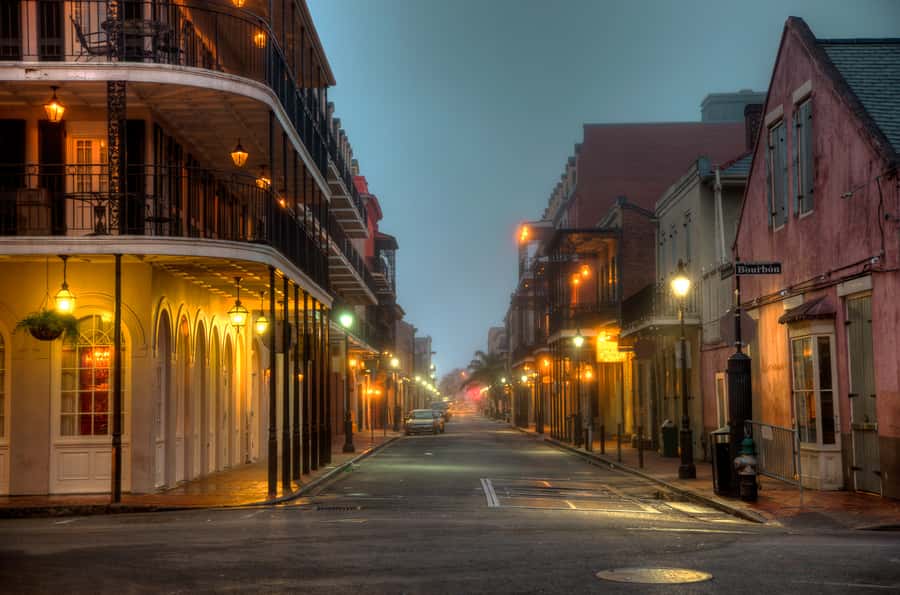 New Orleans: 1.5-Hour Vampire Tour of the French Quarter - Starting at Jackson Square: Where the Tour Finds Its Mood