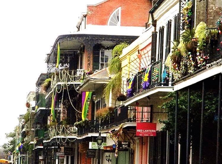New Orleans: 2-Hour Historical Walking Tour - Entering the French Quarter with purpose, not just wandering
