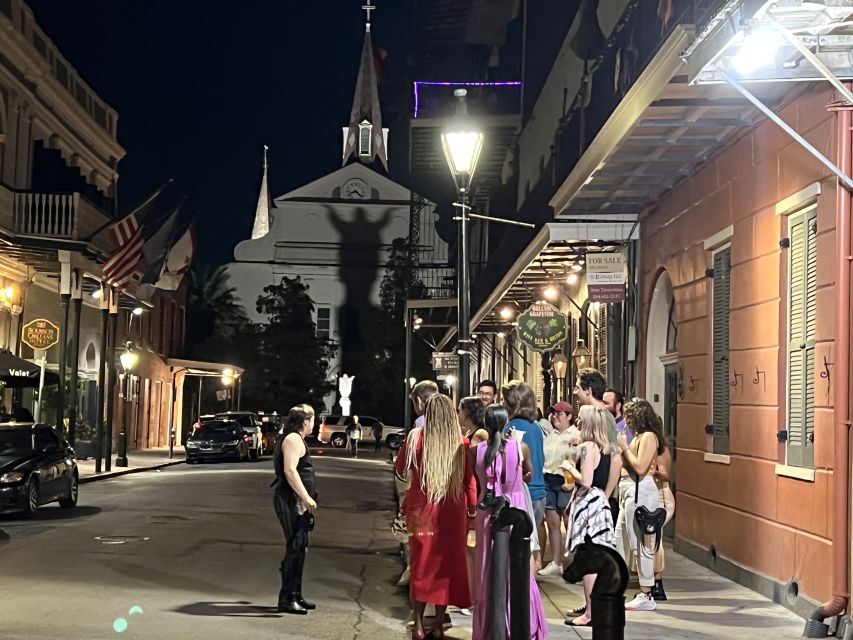 New Orleans : Best of Ghost & Voodoo Experience Walking Tour - Burial rites, voodoo practices, and the line between myth and place