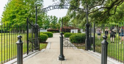 New Orleans: Cemetery Tour - Meeting at Morning Call Coffee Shop and Getting Oriented Fast
