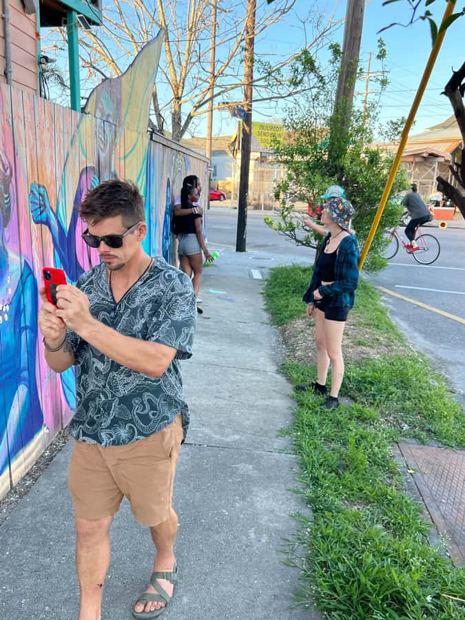 New Orleans Culture Street Art & Mural Walk - The guide’s local tips: shopping, dining, and drinks that fit your day