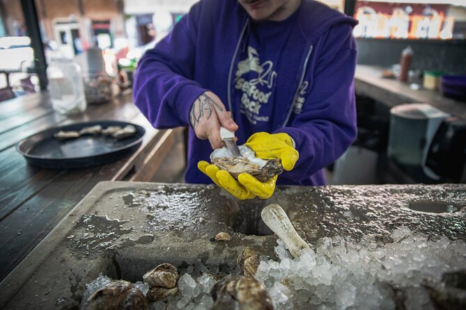 New Orleans Food Tour: Discover the Roots of Creole Cuisine - French Quarter Bites: Beignets, Frozen Irish Coffee, Muffuletta, and Po Boys