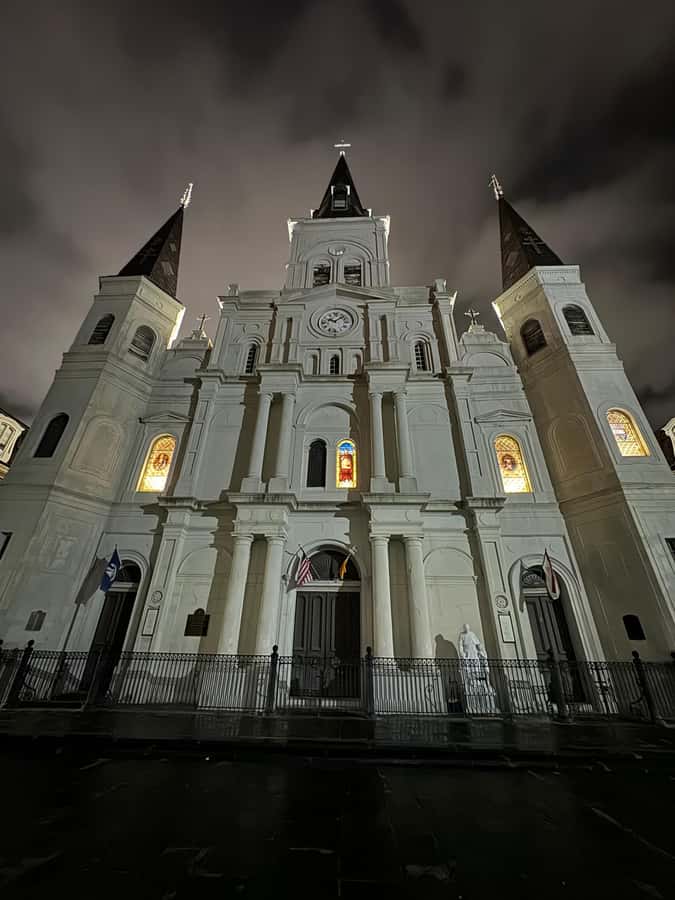 New Orleans: French Quarter Ghosts Haunted Walking Tour - Approaching LaLaurie Mansion, the famous fright