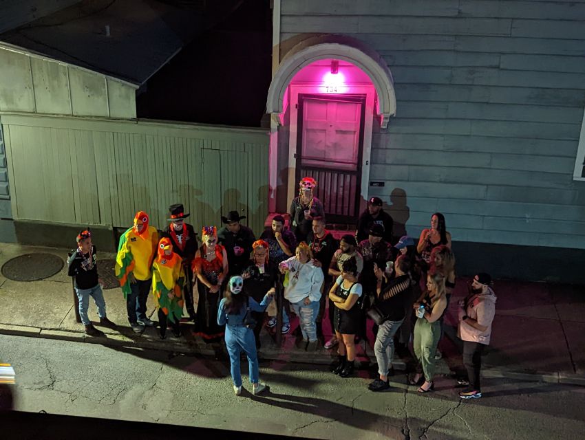 New Orleans: French Quarter, Witches, Voodoo, & Ghost Tour - Where the tour begins: Decatur Street and the Hex shop