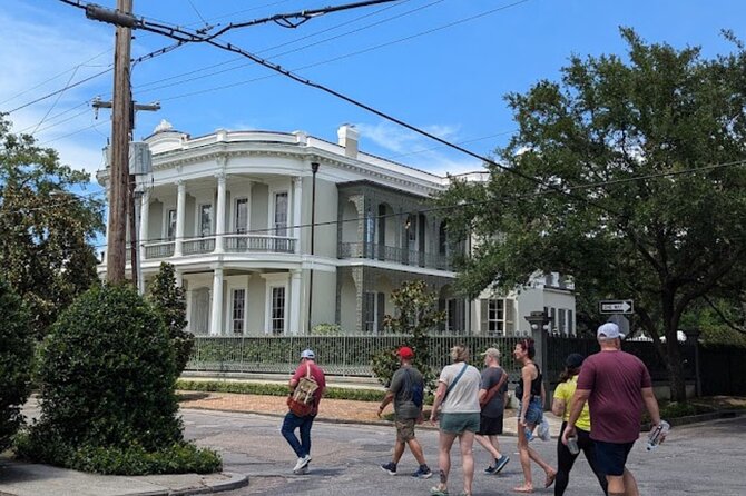 New Orleans' Garden District 2 Hour Walking Tour (Small Group) - Garden District in two hours: what you’re really buying
