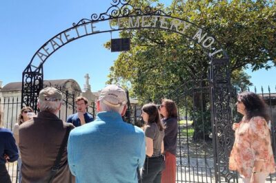 New Orleans' Garden District 2 Hour Walking Tour (Small Group) - How the architecture talk stays practical (not just pretty)