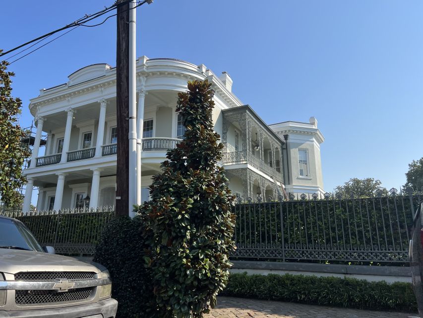 New Orleans : Garden District Architecture Walking tour - How the Guide Brings the Garden District to Life (Planter Families, War, and What Came After)