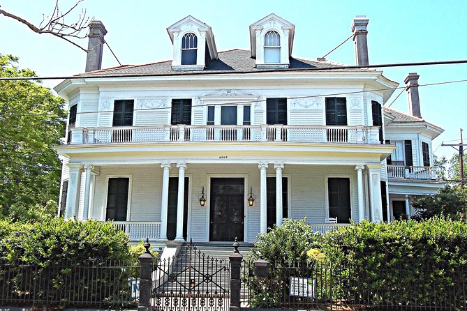 New Orleans Garden District- At your own pace. Downloadable audiovisual tour. - Stop 2: The Women’s Guild of the New Orleans Opera (A Pop-Culture Detour)