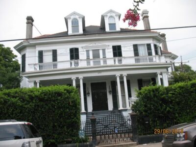 New Orleans: Garden District Walking Tour - The Mansion Mix: Greek Revival Meets Italianate