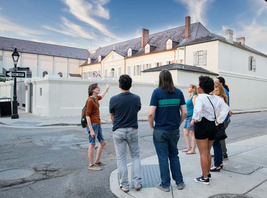 New Orleans: Ghosts of French Quarter Nighttime Walking Tour - Why this French Quarter ghost tour feels different at night