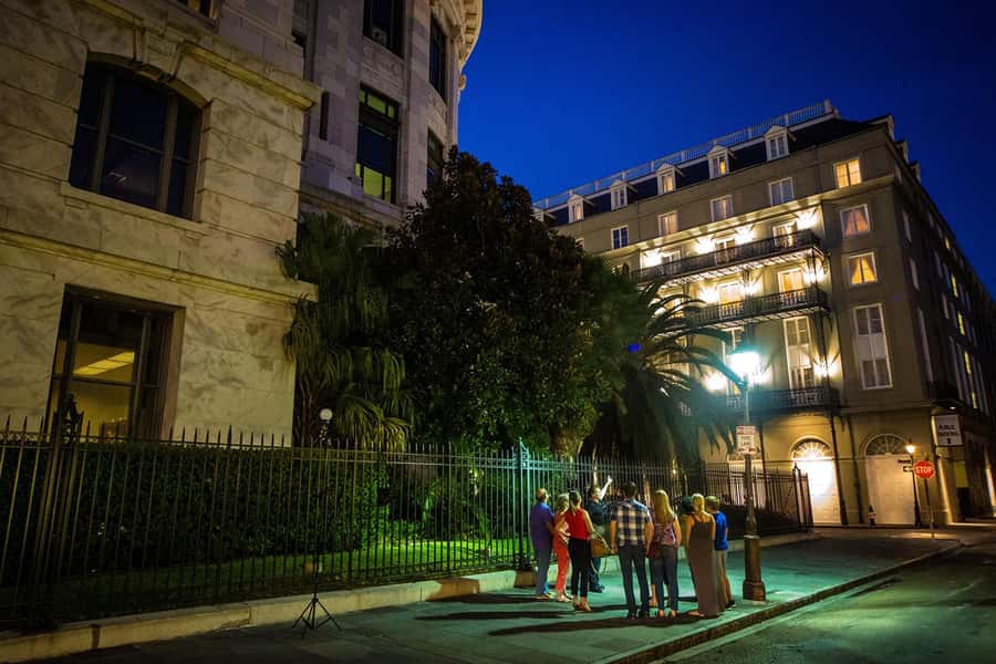 New Orleans: Ghosts & Spirits Interactive Walking Tour - What the walk feels like: uneven sidewalks, gas-lamp pauses, and photo moments