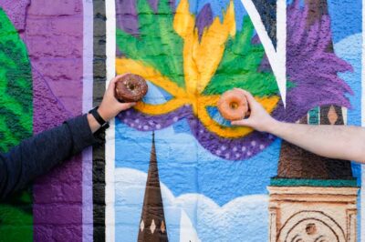New Orleans: Guided Delicious Beignet Tour with Tastings - Starting in the Garden District at PJ’s Coffee