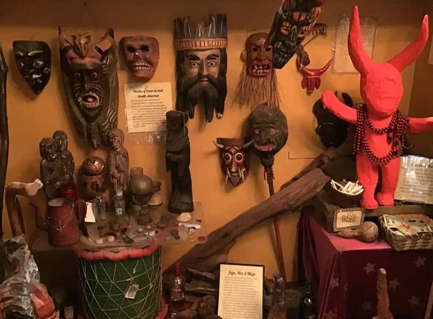 New Orleans: Guided Museum and Voodoo Walking Tour - A tight, smart route in the French Quarter-area mood