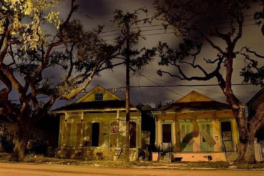 New Orleans: Haunted Ghosts & Supernatural Walking Tour - The Axeman’s hangout: fear, timing, and why myths survive
