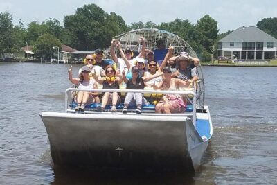 New Orleans Large Airboat Swamp Tour - Getting to Louisiana Tour Company dock (and handling the ride back)