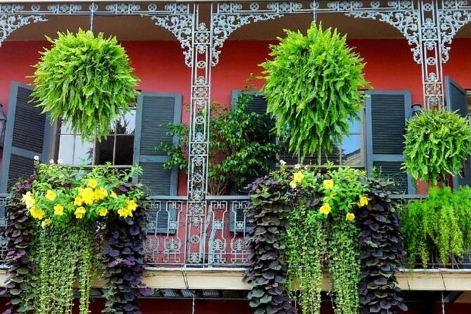 New Orleans Mardi Gras 2026 Experience - Haunted history, vampires, voodoo, and the city’s darker mythology