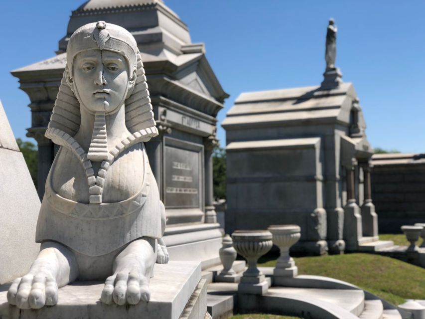 New Orleans: Millionaire’s Tombs of Metairie Cemetery Tour - The 2-mile walk under nearly 1,000 trees