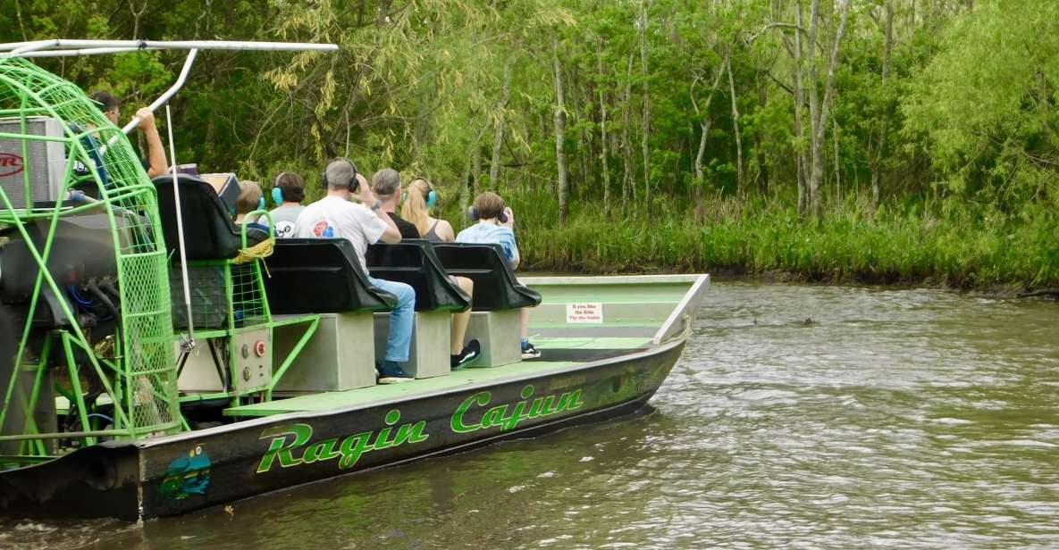 New Orleans: Oak Alley or Laura Plantation & Airboat Tour - Key things to know before you go
