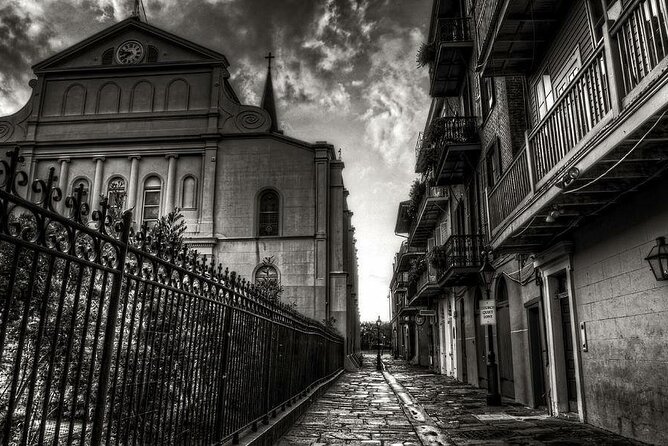 New Orleans Paranormal Investigation - Stop 2: Jackson Square and the “Dozens of Locations” Route