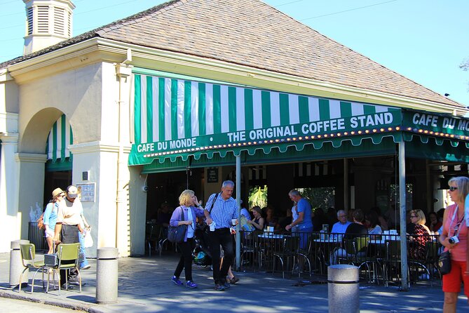New Orleans Private City and Cemetery Tour: Up to 24 Passengers - St. Louis Cathedral: start strong with New Orleans landmarks
