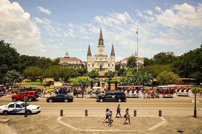 New Orleans: Private Custom Guided Walking Tour - Booking timing: a sign to reserve ahead